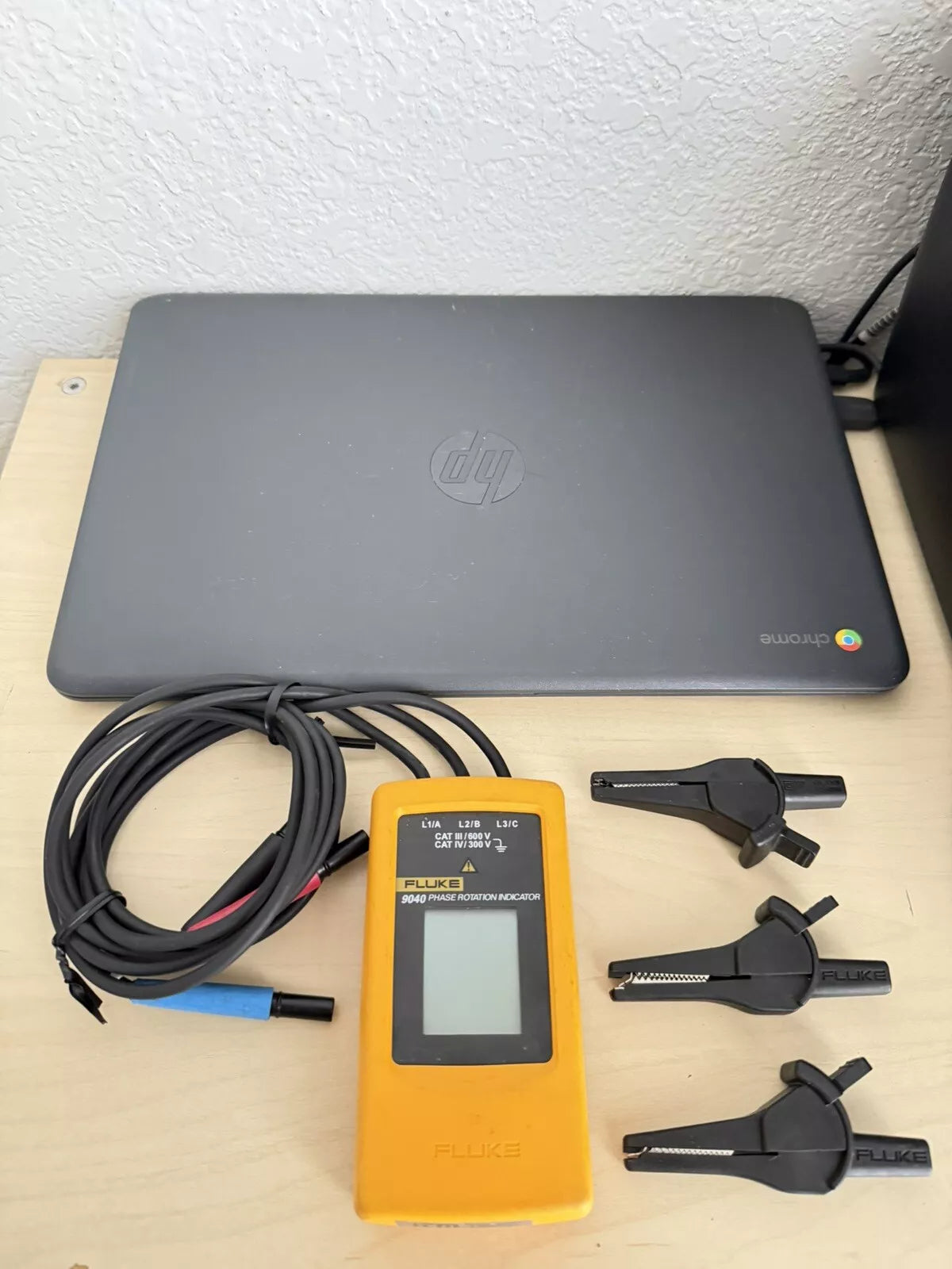 FLUKE 9040 Digital Phase Rotation Indicator Meter