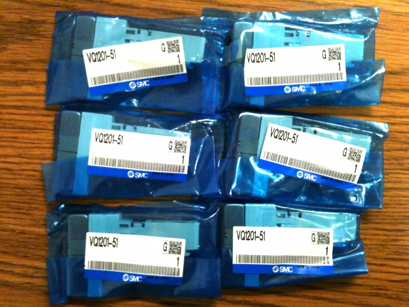 SMC VQ1201-51 Solenoid Air Control Valve: VQ1000 Series, 24V DC, 5-Way/2-Position