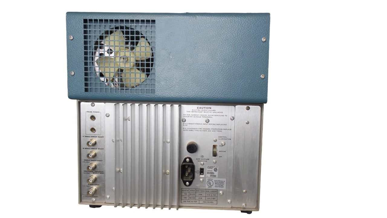 Tektronix 7104 Oscilloscope w/7A19, 7B15, 7B10 Plug-in modules - Free Shipping