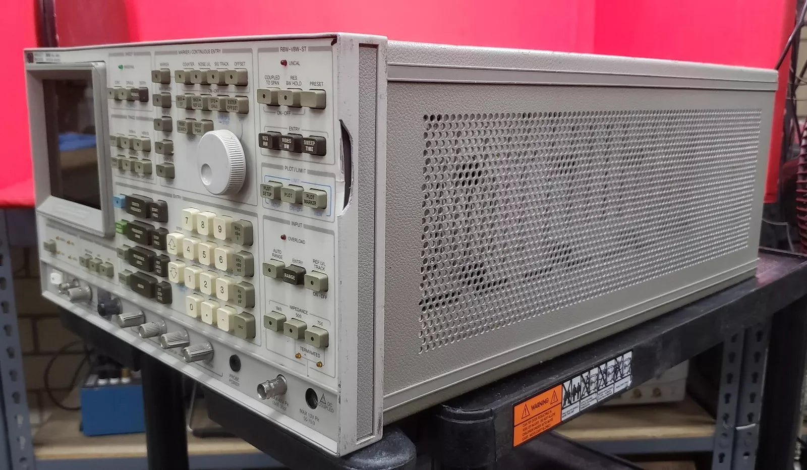 HP - Agilent - Keysight 3585B 3008A01108 Spectrum Analyzer, 20Hz to 40MHz - XG eqpt