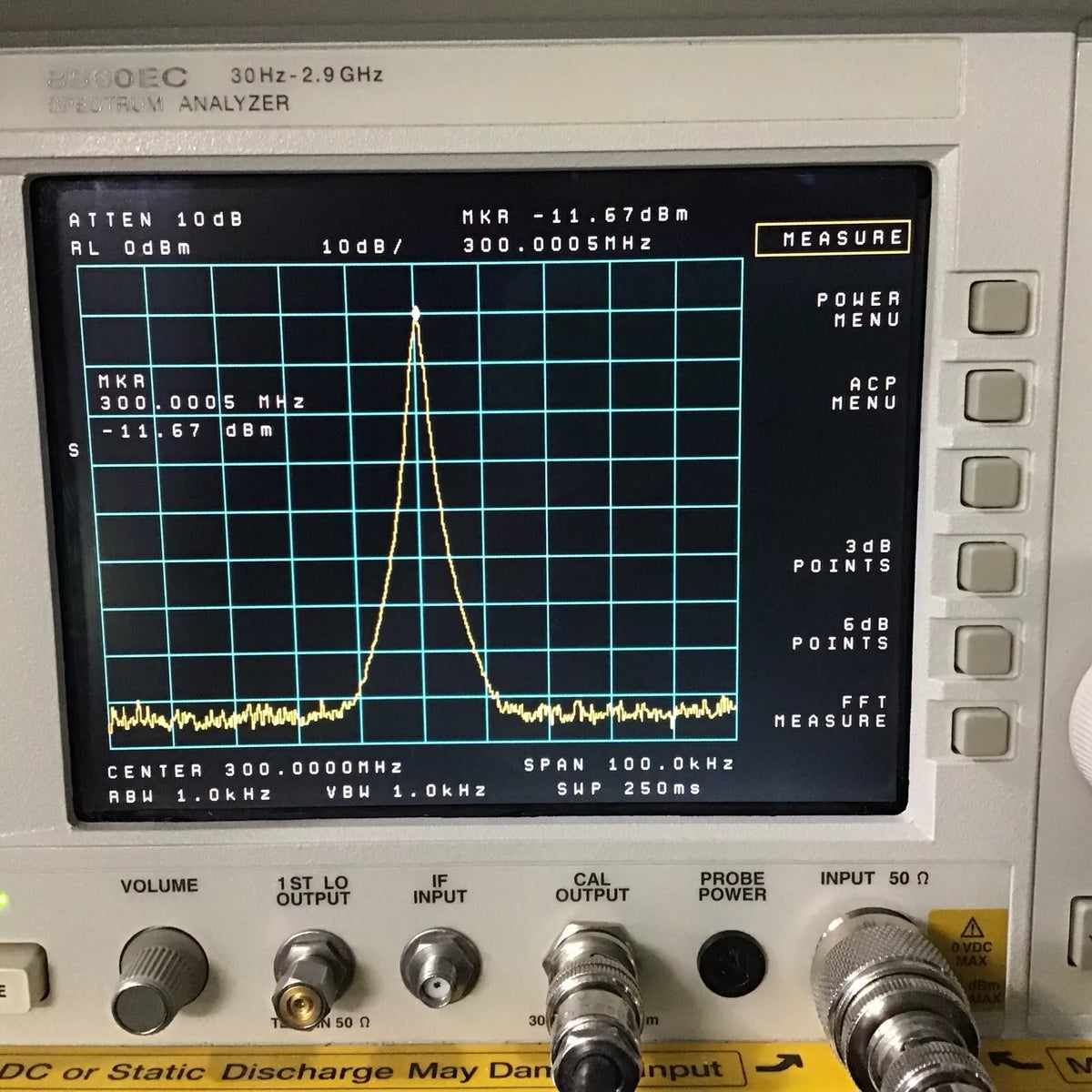HP Agilent 8560EC Spectrum Analyzer 30Hz-2.9GHz Low Hours Opt 7