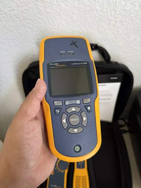 Fluke Networks LRAT-2000 LinkRunner AT-2000 Tester Kit (READ) Missing Port