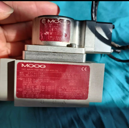 Moog G771K227A High-Performance Industrial Valve