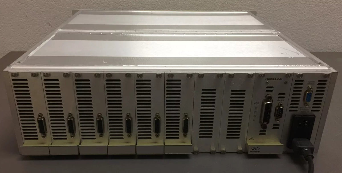 Newport 9008 Laser Diode Controller Mainframe with 6 x 8000-21 Rev C TEC Modules