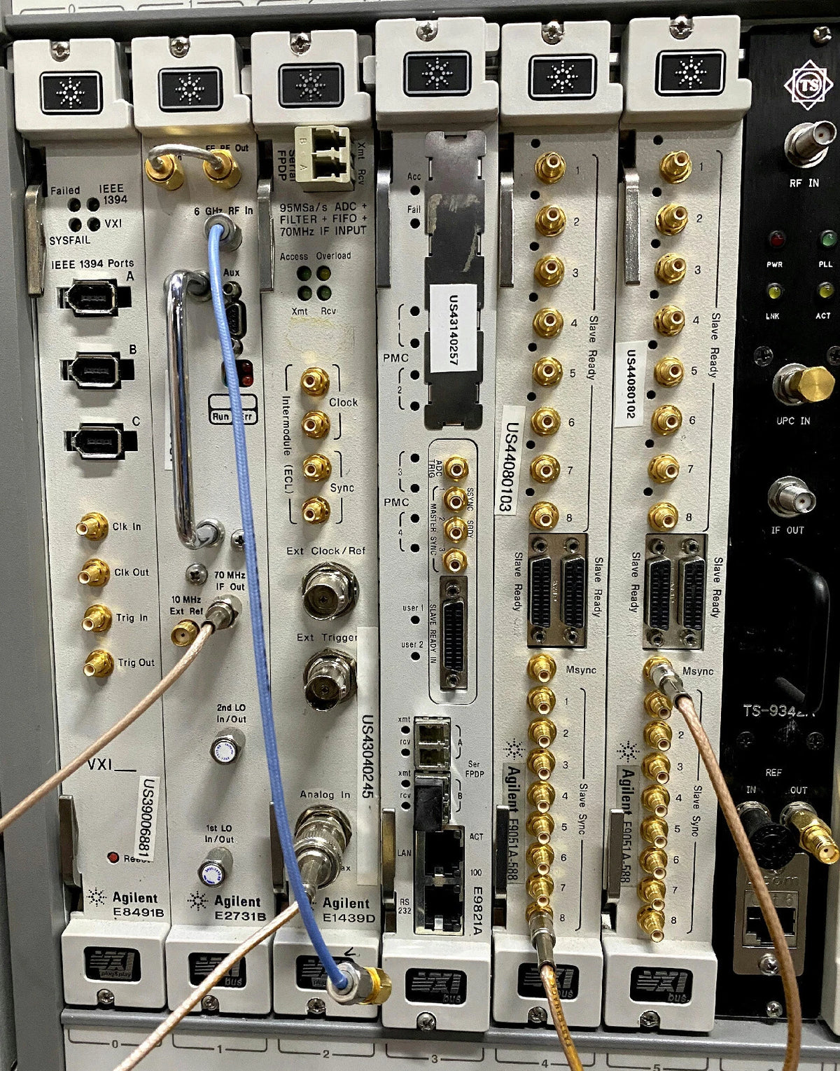 HP/Agilent E3238S / E8403A VXI Mainframe w E9821A / E8491B / E9051A / E1439D