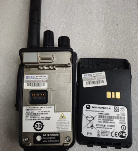 MOTOROLA Digital DMR Radio XiR E8600i