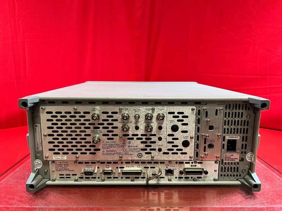 Agilent/Keysight E4448A PSA Spectrum Analyzer 3Hz-50GHz Opt. 111/115/266/219/226