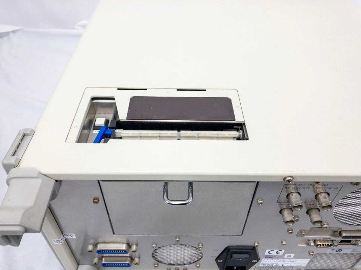 Yokogawa AQ6319 600-1700nm Optical Spectrum Analyzer