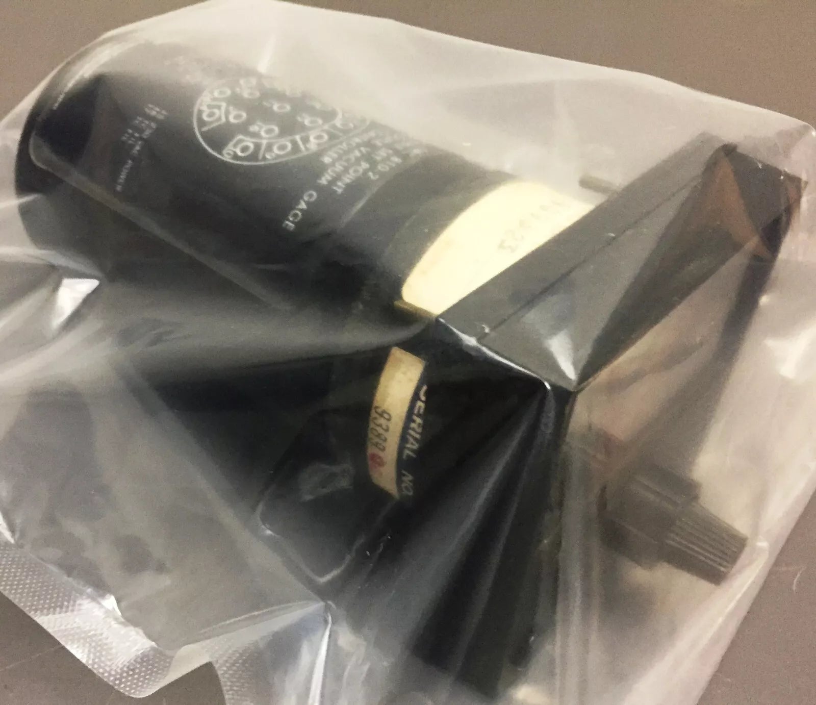 Varian MR-23-05 Double Set Point 810-2 Thermocouple Vacuum Gauge Controller