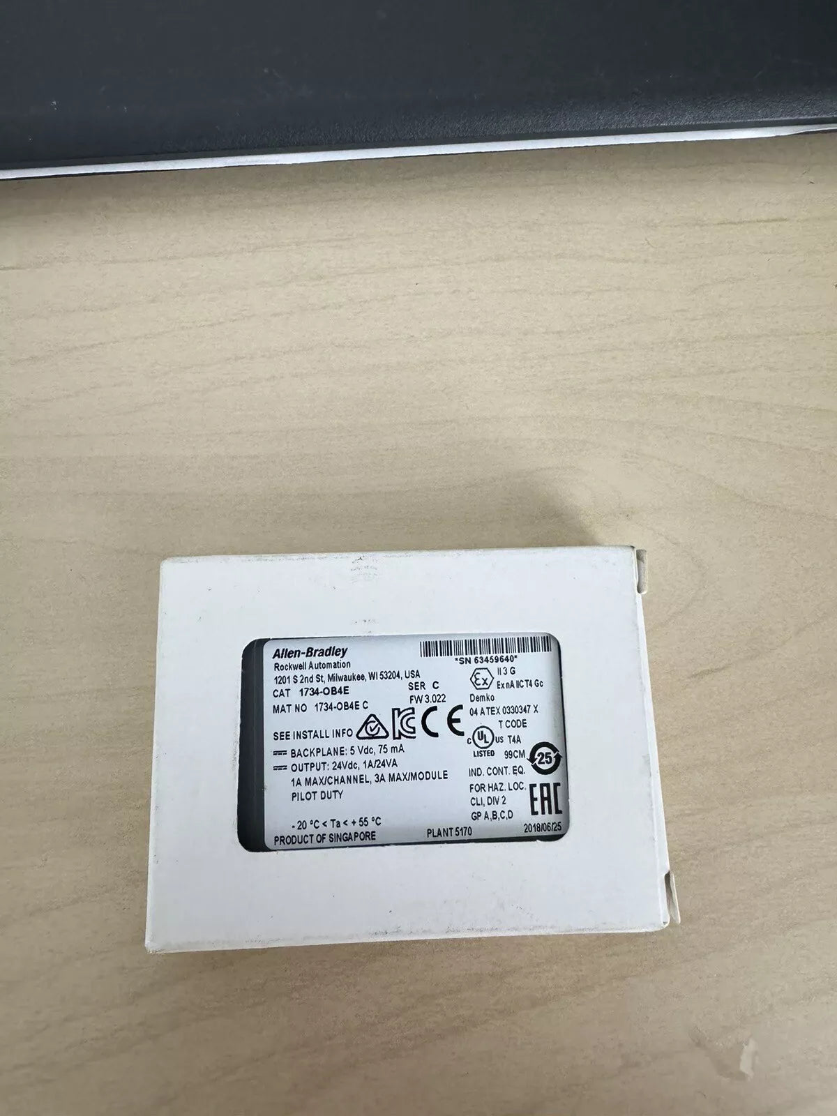 Allen Bradley 1734-OB4E Point Source Output Module I/O Genuine OEM