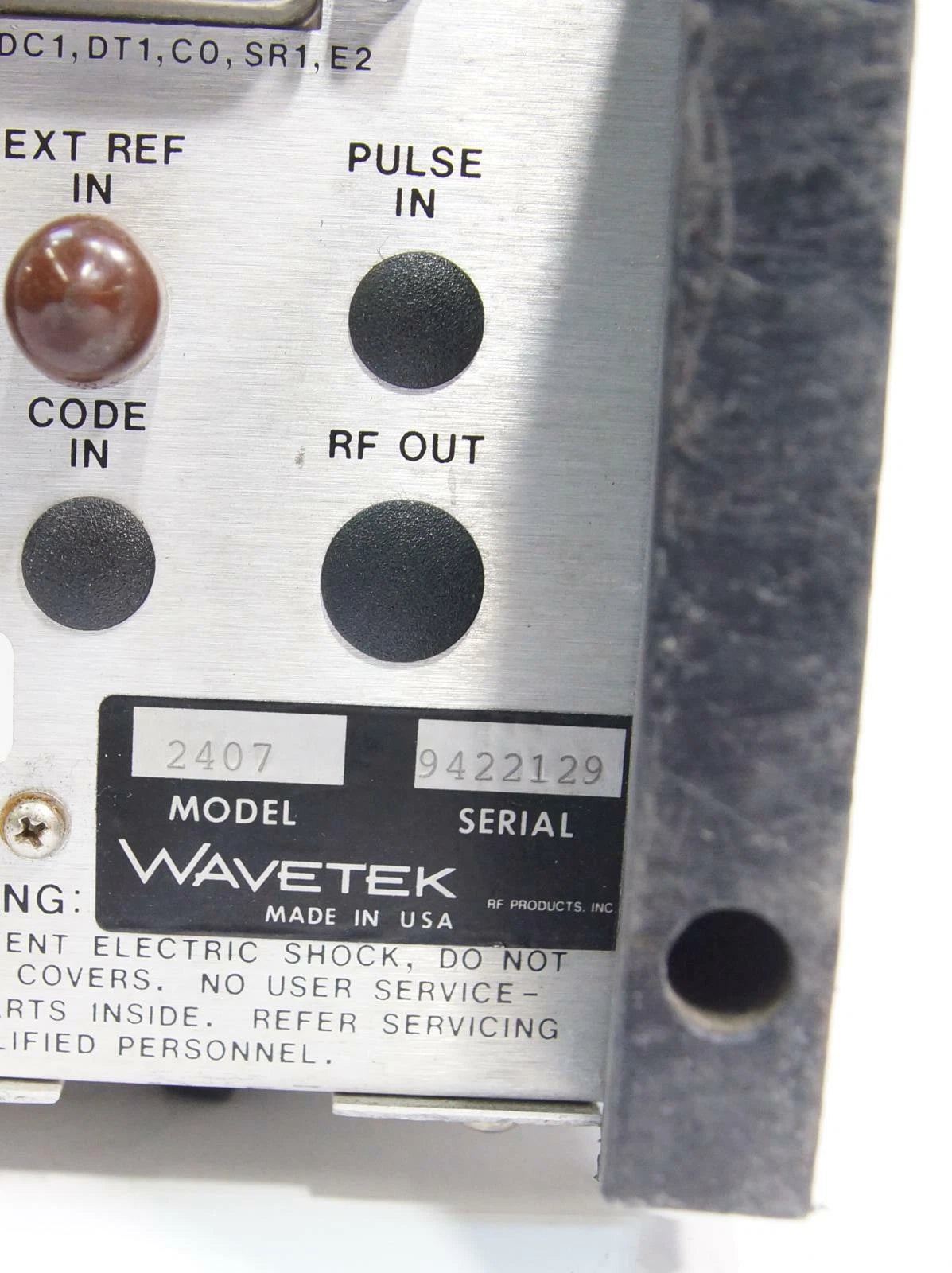 Wavetek Model 2407 .01 - 550MHz Synthesized Signal Generator