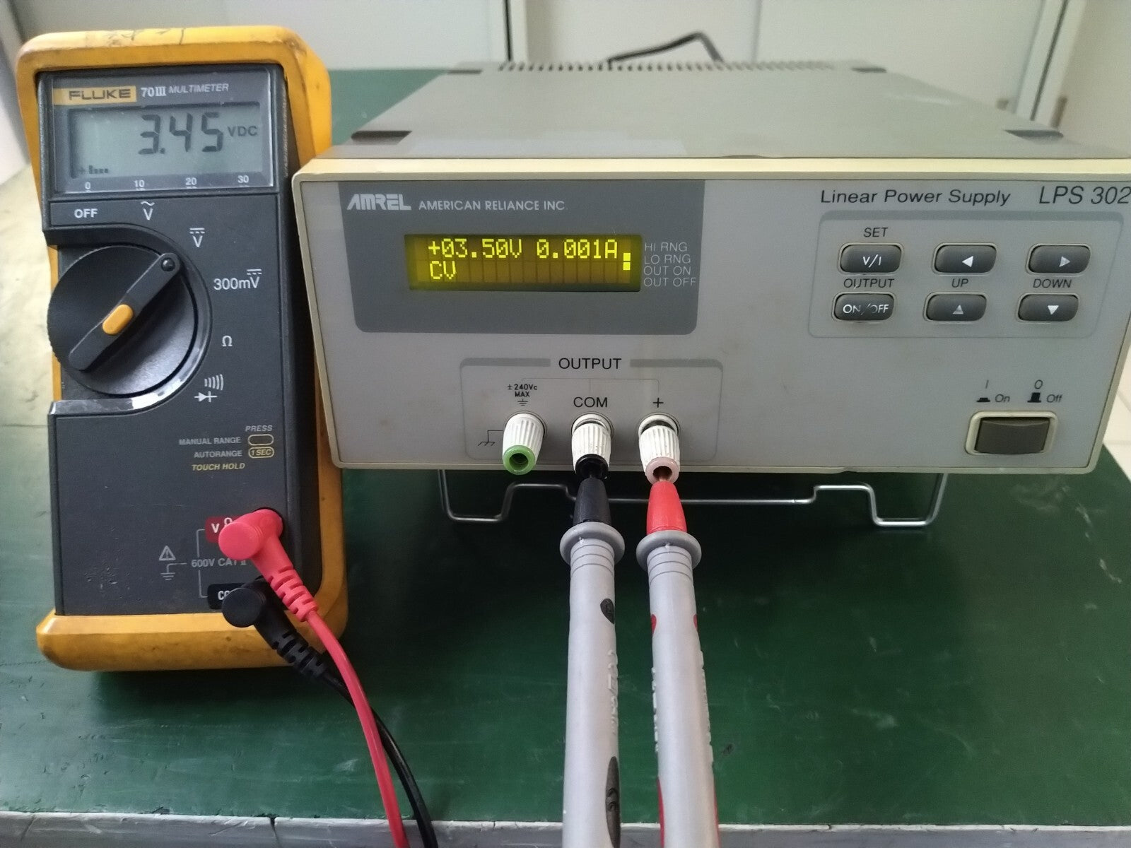 Amrel LPS302 Linear Power Supply