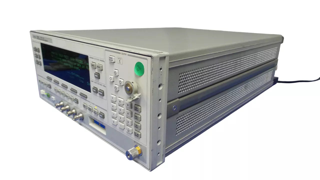 Agilent 83623B Synthesized Swept-CW Generator, 10 MHz-20 GHz, Opt 002