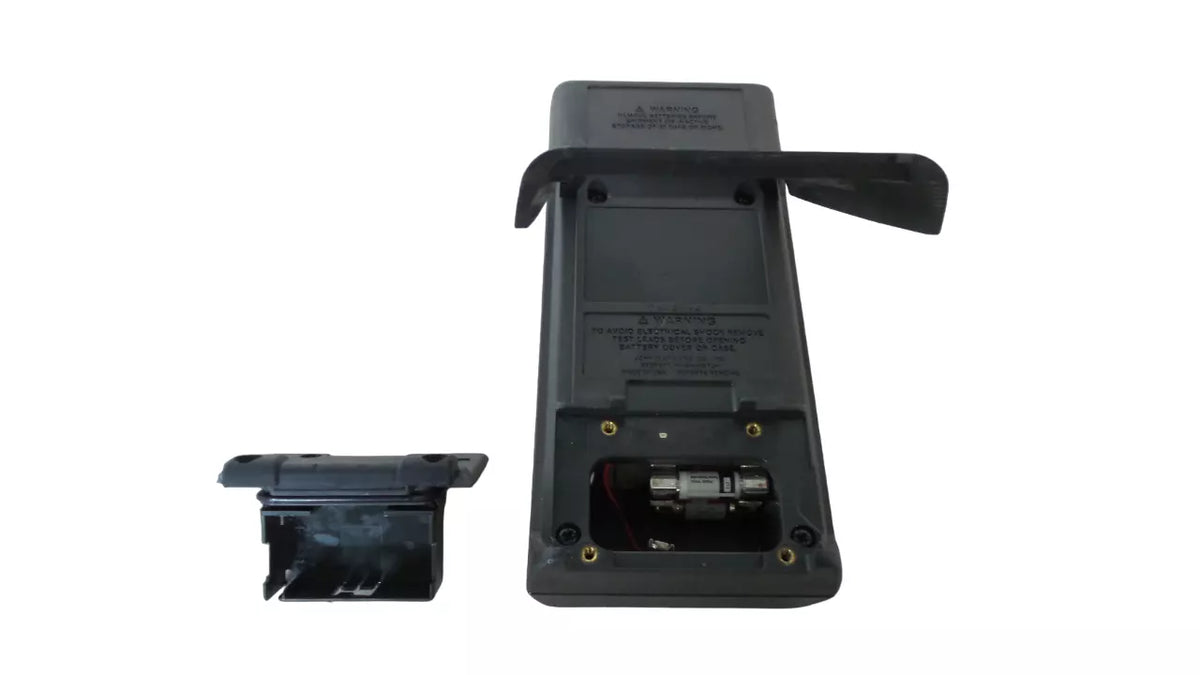 Fluke 27/FM Multimeter with Case