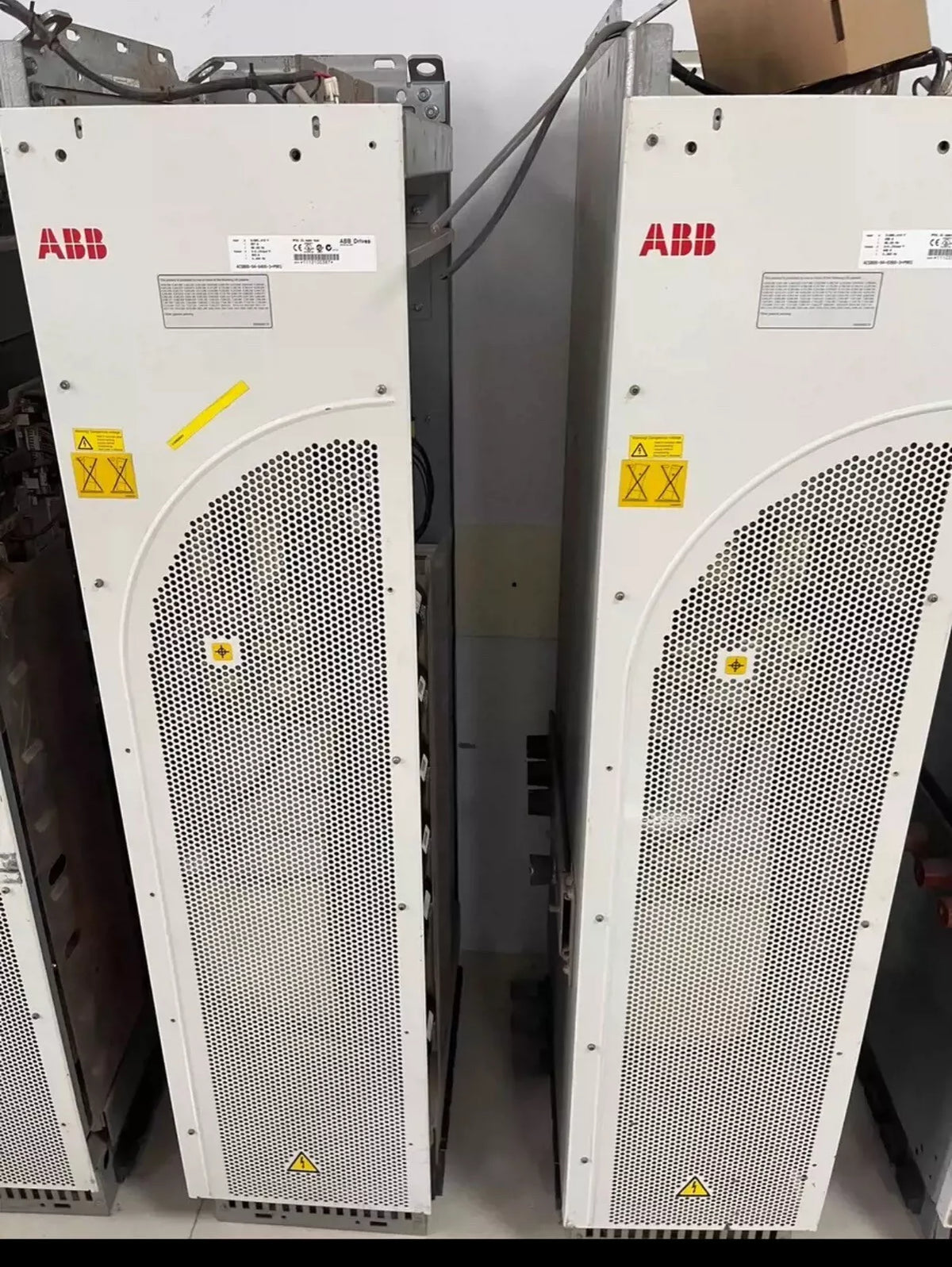 ACS800-04-0400-3+P901 Industrial Drive - Advanced Control System