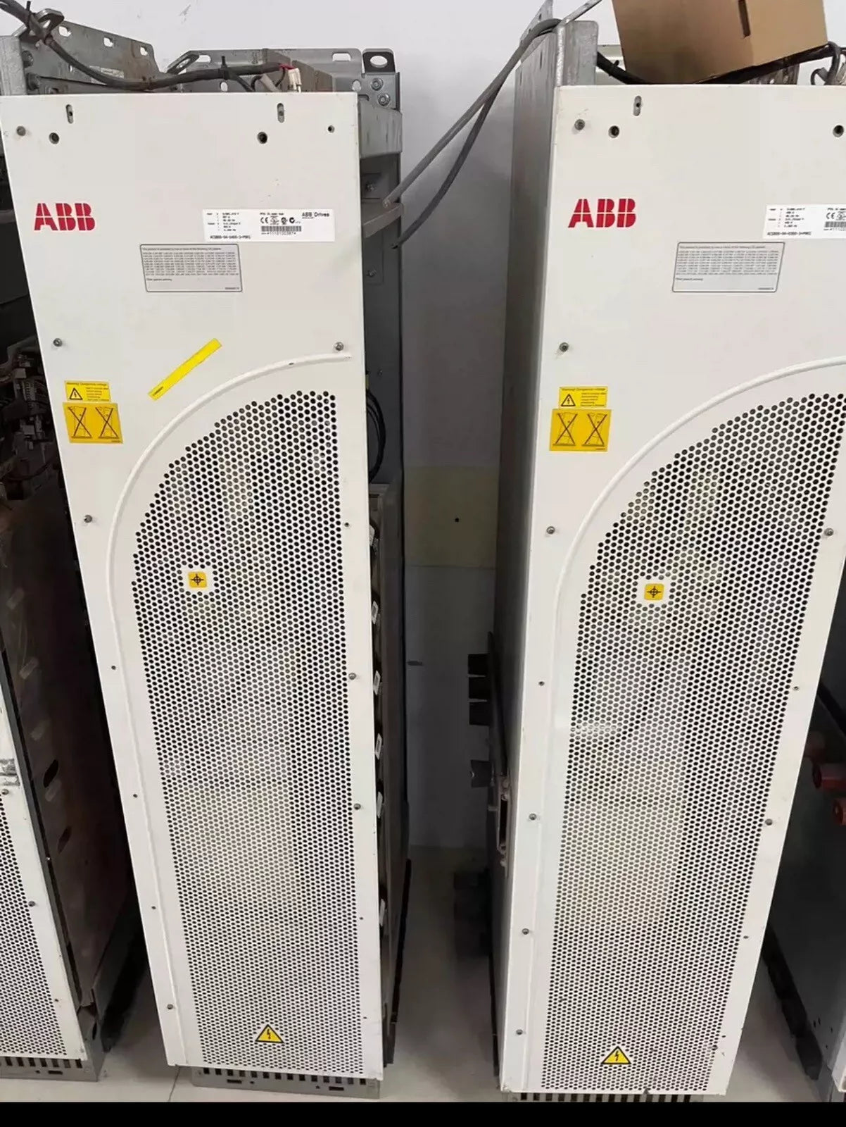 ACS800-04-0400-3+P901 Industrial Drive - Advanced Control System