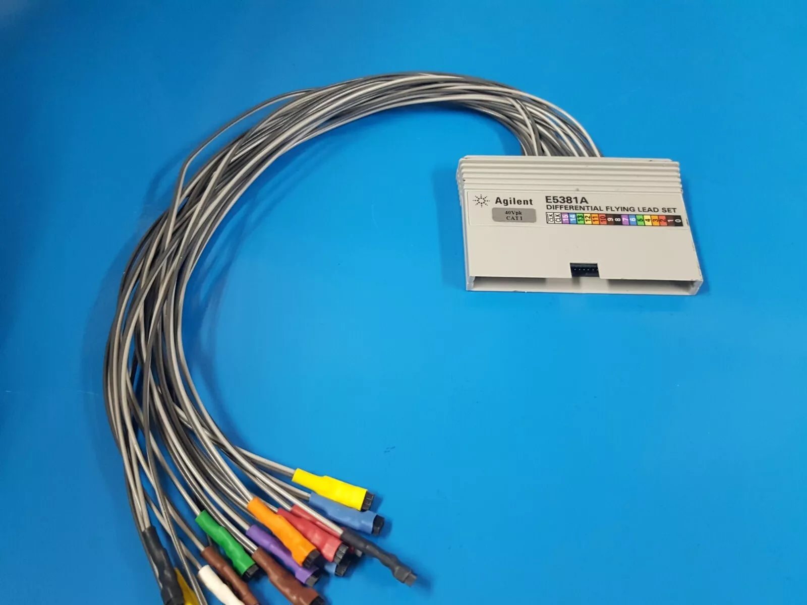 Agilent E5381A: Differential Flying Leads with 90-pin Cable Connector