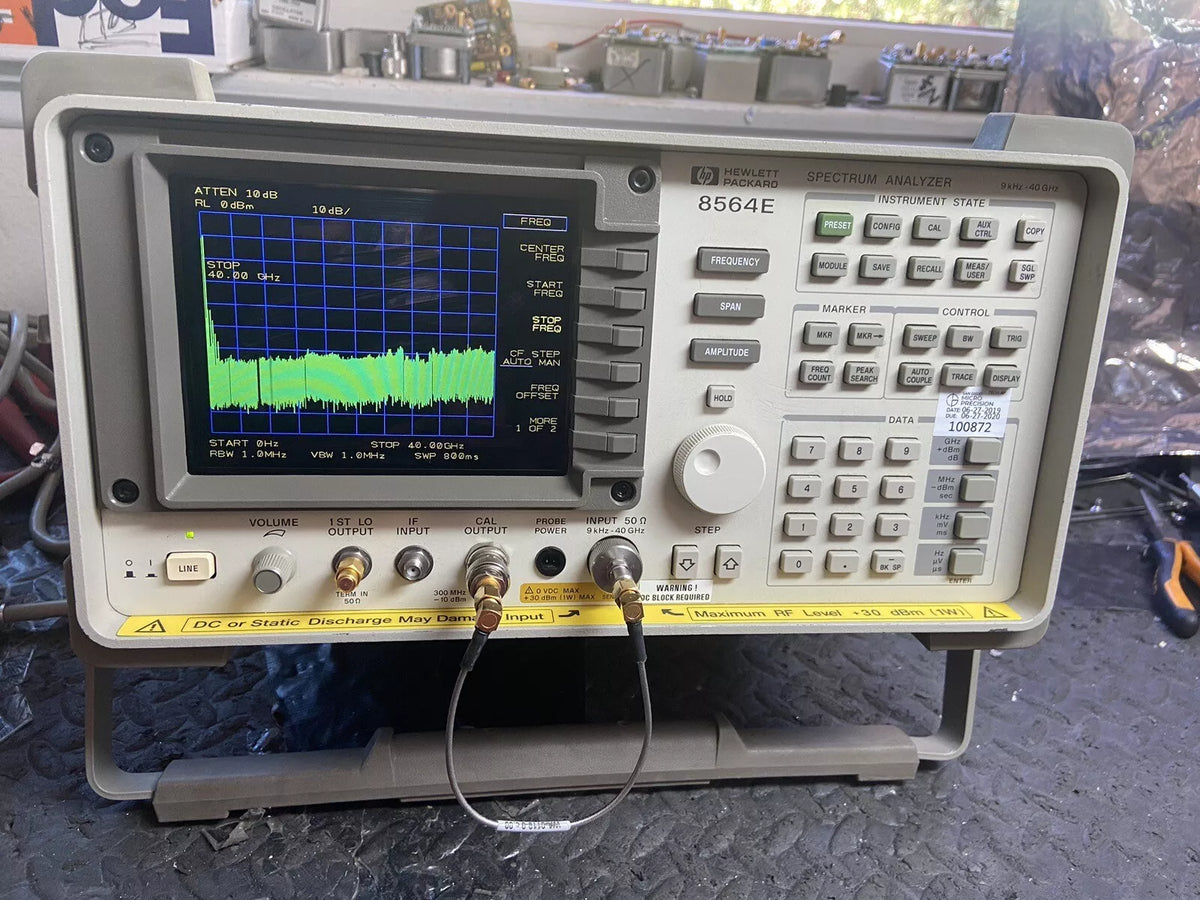 HP Agilent 8564E/EC 20Hz-40GHz with Color LCD, Opt. 6, 7, Calibrated