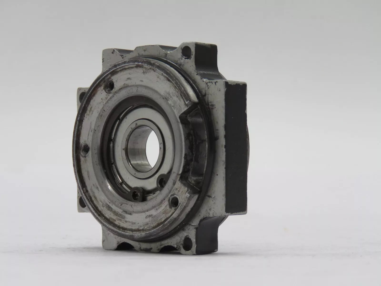 Allen Bradley VPL-B0632F-PK14AA Servo Motor Casing