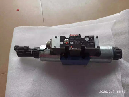 Rexroth 4WREE 10 W75-22/G24K31/A1V R900927233 Hydraulic Directional Control Valve