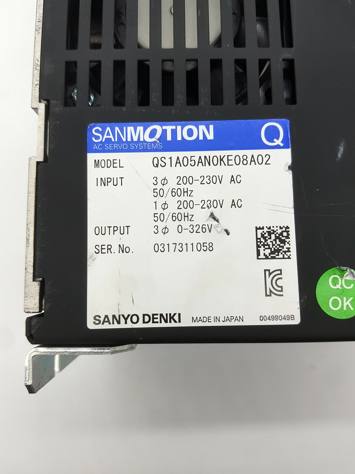 SANYO SANMOTION QS1A05AN0KE08A Servo Driver