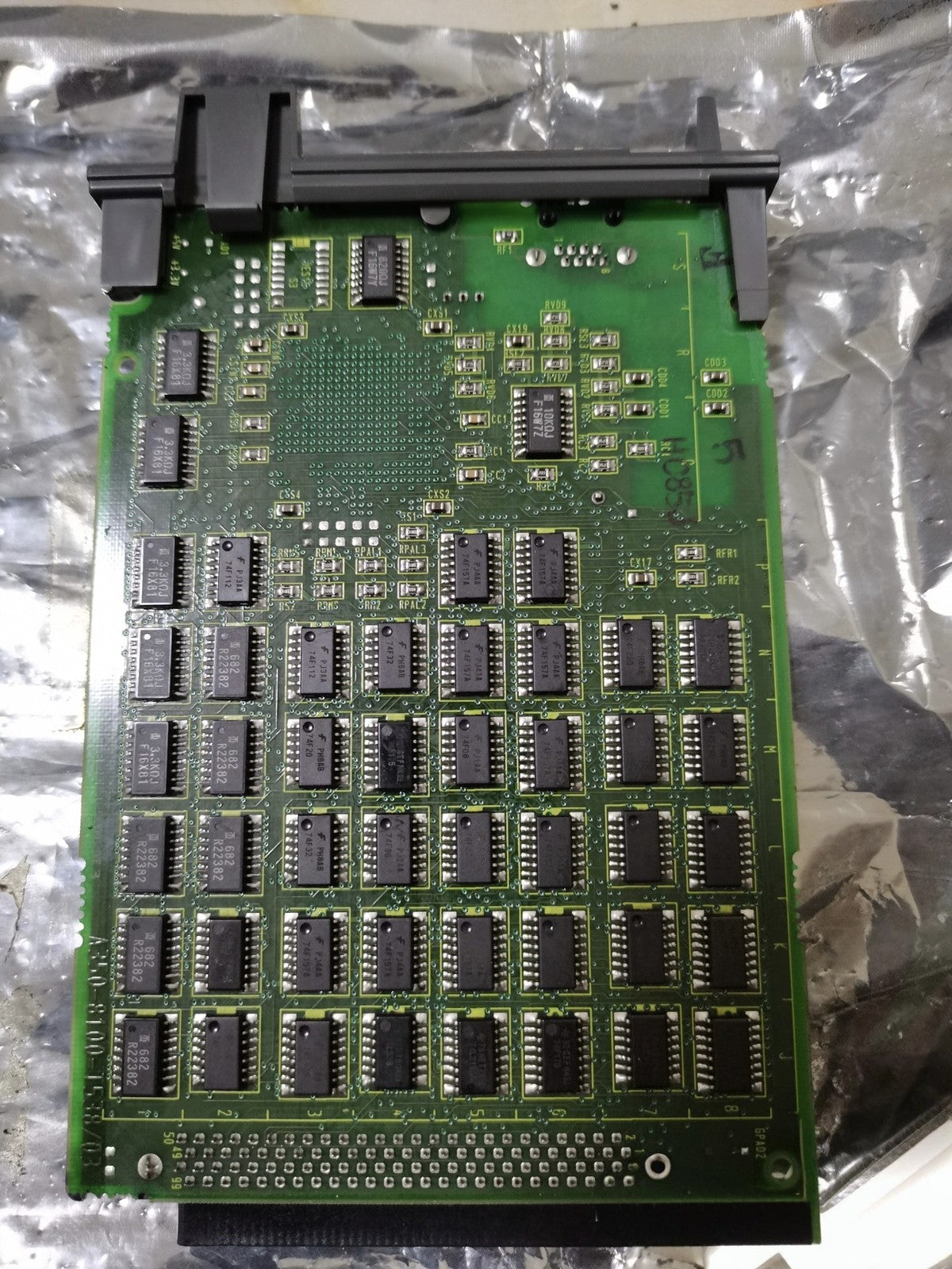 FANUC A20B-8100-0530 CONTROL BOARD