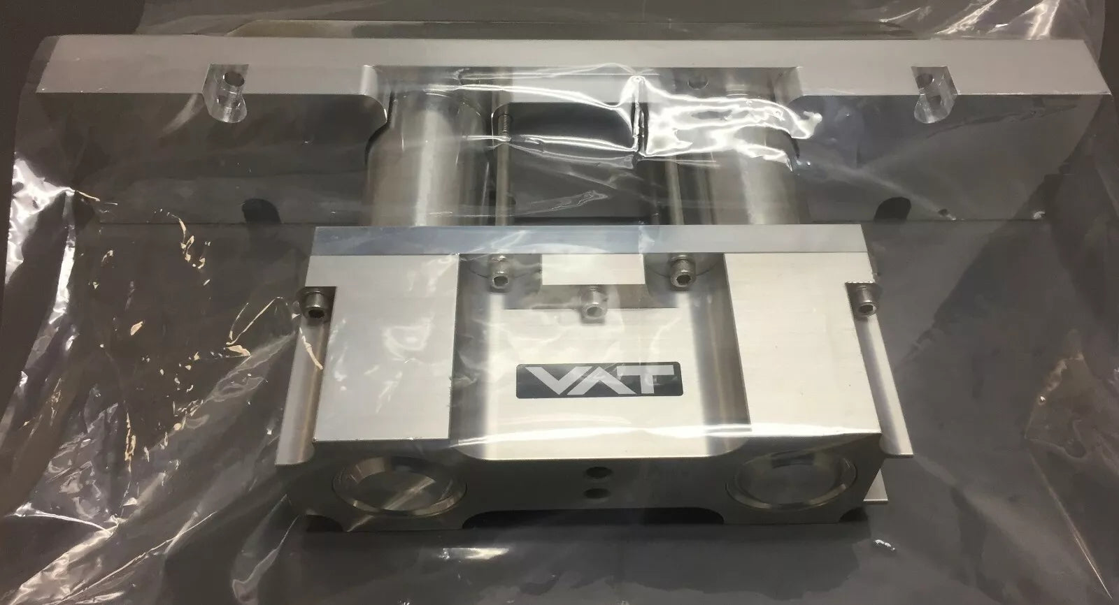 VAT P/N: 348673/0301 Kit Actuator with Gate