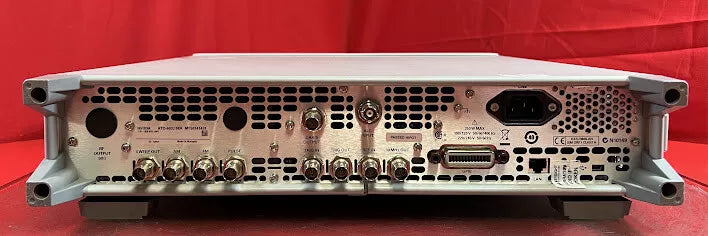 Agilent/Keysight N5183A Opt. 532 Signal Generator with UNT, 1E1, ALB, 1ER, U02, MXG Features