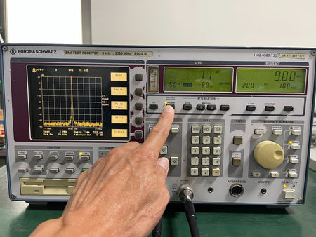 Rohde & Schwarz ESCS30 EMI Test Receiver 9 kHz - 2750 MHz w/ T.G _ 5442 - XG eqpt