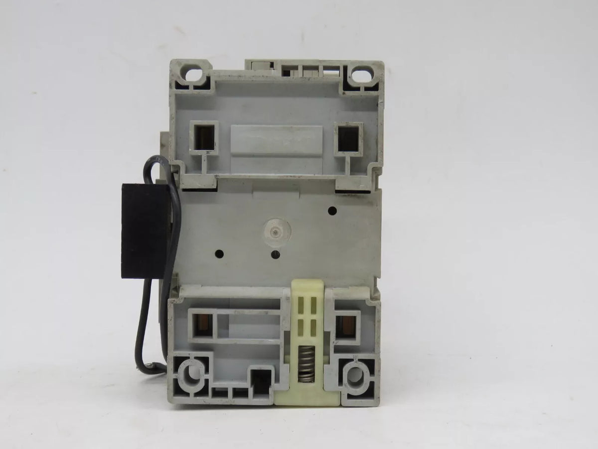 Allen Bradley 100C8500 Contactor 3 Pole Series A