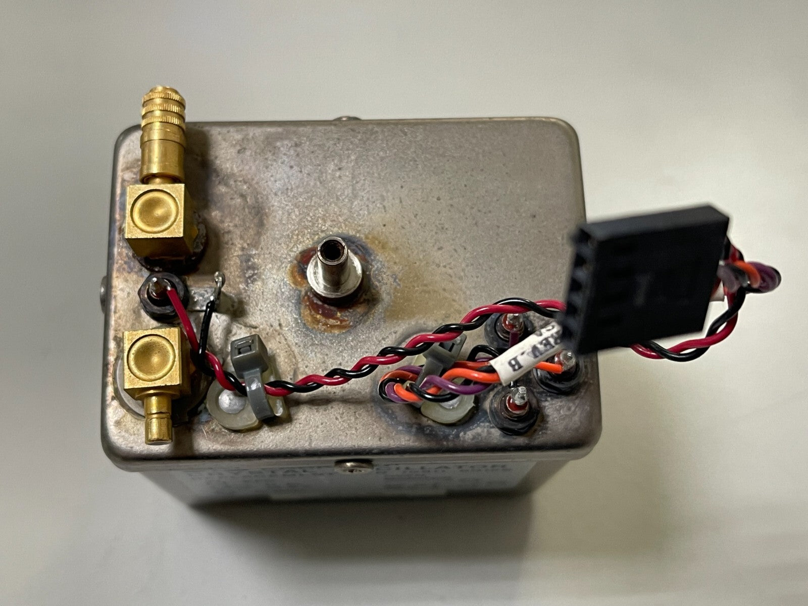 HP Agilent 10811E 10MHz Reference Crystal Oscillator for 8360 series