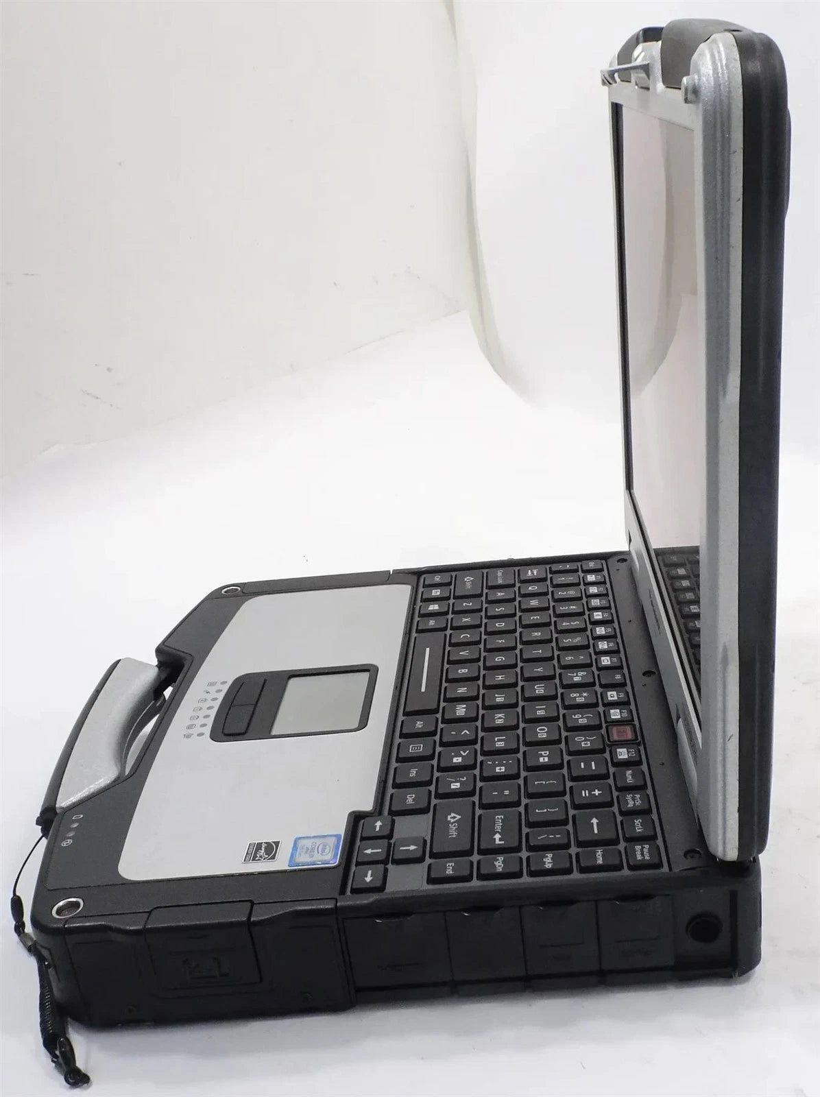 Panasonic Toughbook CF-31 Core i7-7600U 2.8GHz 16GB 256GB Win 10 Pro