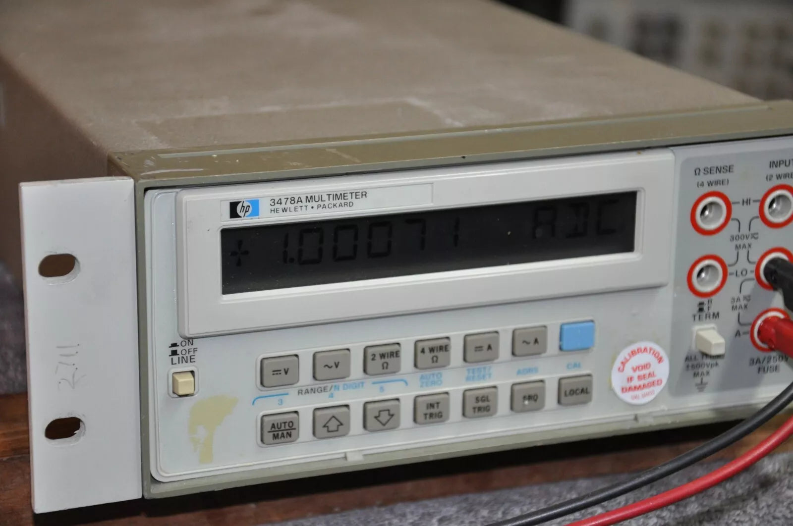 Anainstr Digital Multimeter with LCD Screen and Auto-Ranging Function
