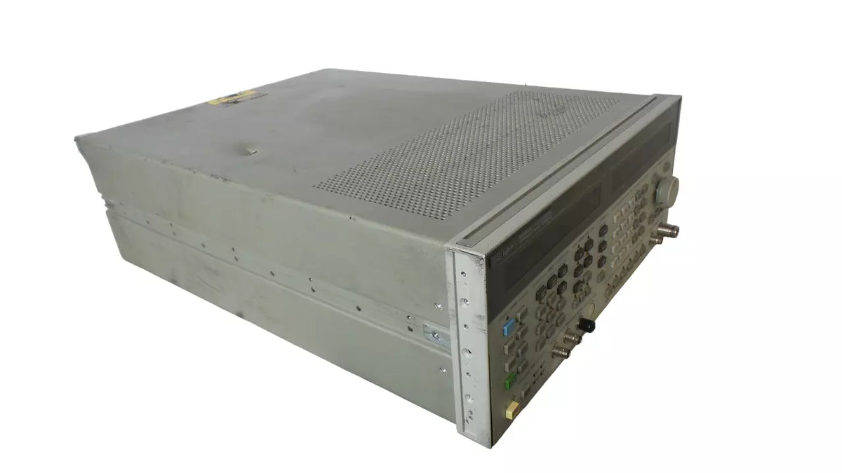 Agilent 8664A Synthesized Signal Generator 0.1 - 3000 MHz