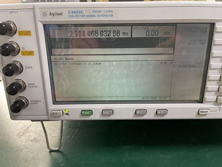 Agilent E4438C ESG Vector Signal Generator 250kHz-3GHz w/001,005,401,<wbr/>503 _0160