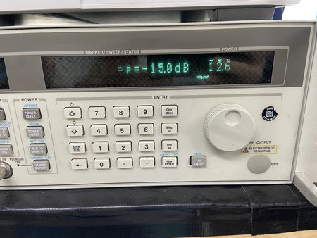 HP 83731A 2-20GHz Synthesized Sweep/CW Signal Generator CAL’d with Option 1E4 1E5