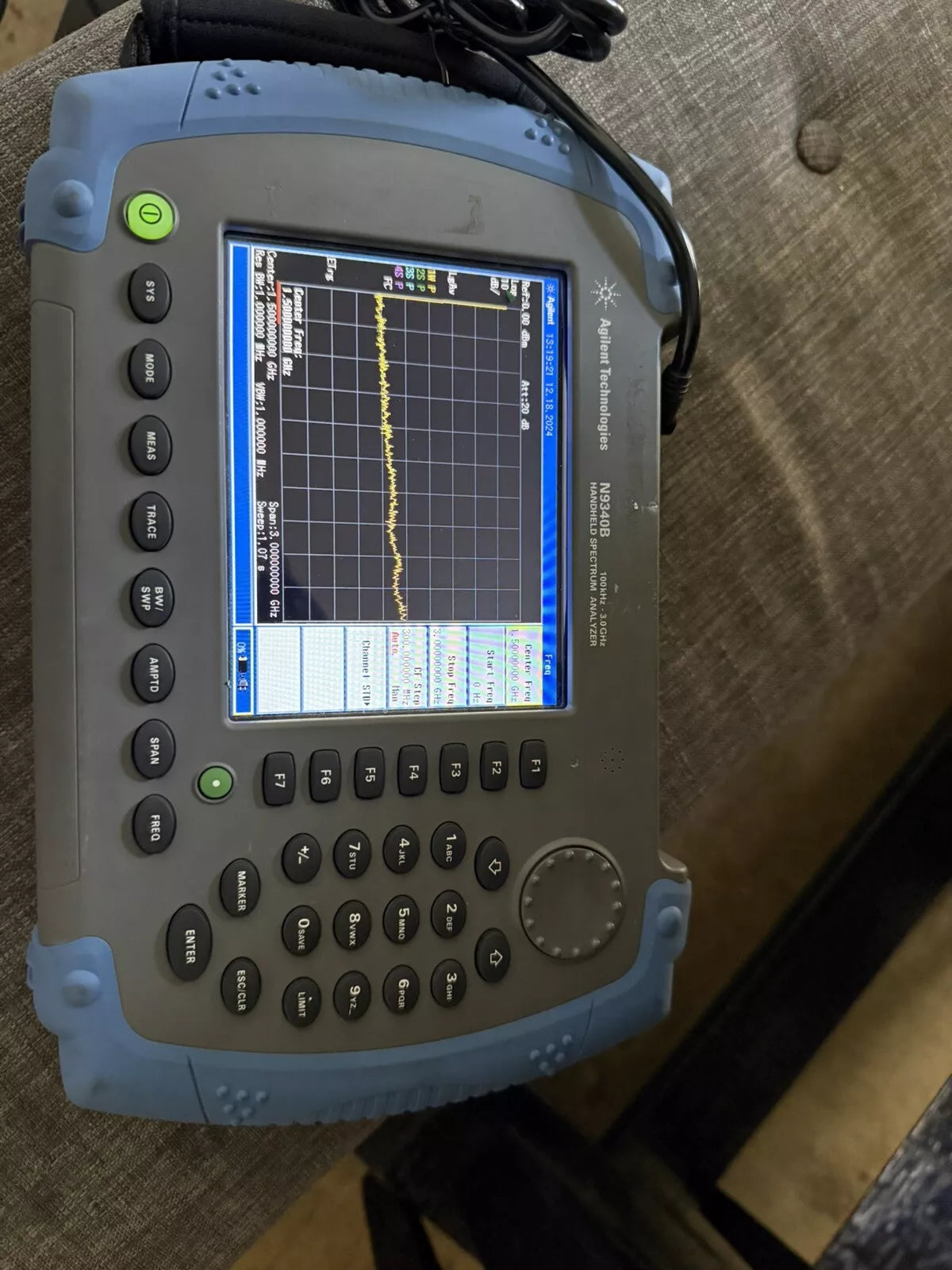 Agilent N9340B Handheld RF Spectrum Analyzer (HSA), 3 GHz