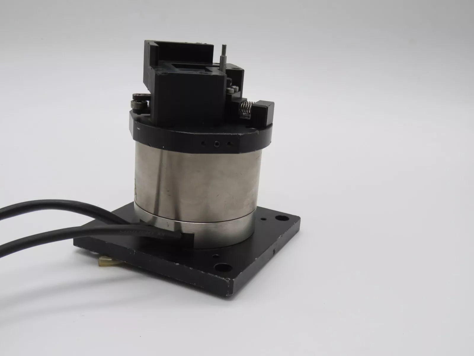 CKD AX6003MU-DM04-U0 Servo Motor Direct Drive Actuator 3.0Nm Max Torque
