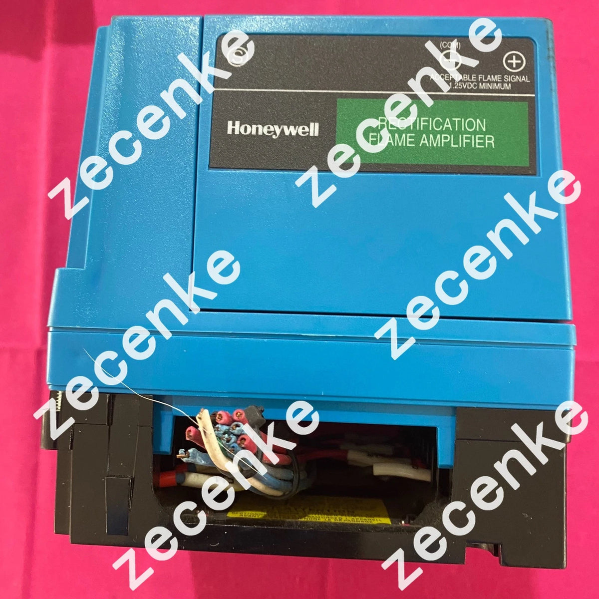 HONEYWELL RM7800L1012 Burner Control: Overview, Features, and Specifications
