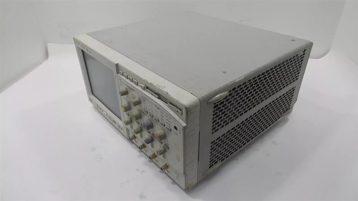 Agilent 54831M Infiniium Oscilloscope 600 MHz 4 GS/a