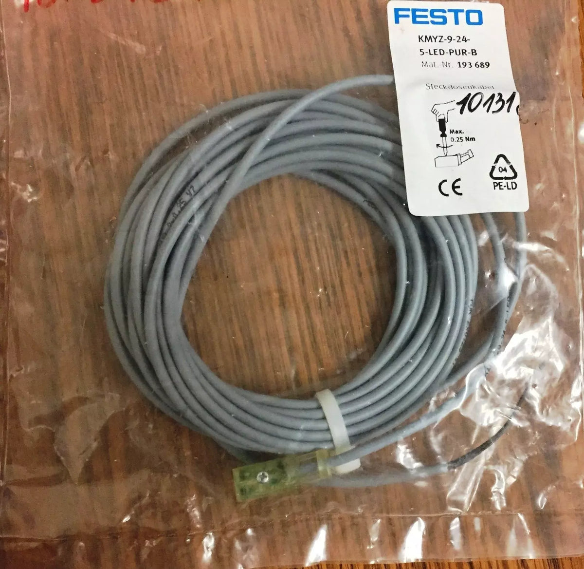 Festo KMYZ-9-24-5-LED-PUR-B Sensor Cable, Mat #: 193689