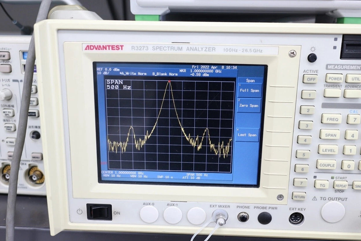 Agilent 8664A /001/004 3GHz SYNTHESIZED SIGNAL GENERATOR