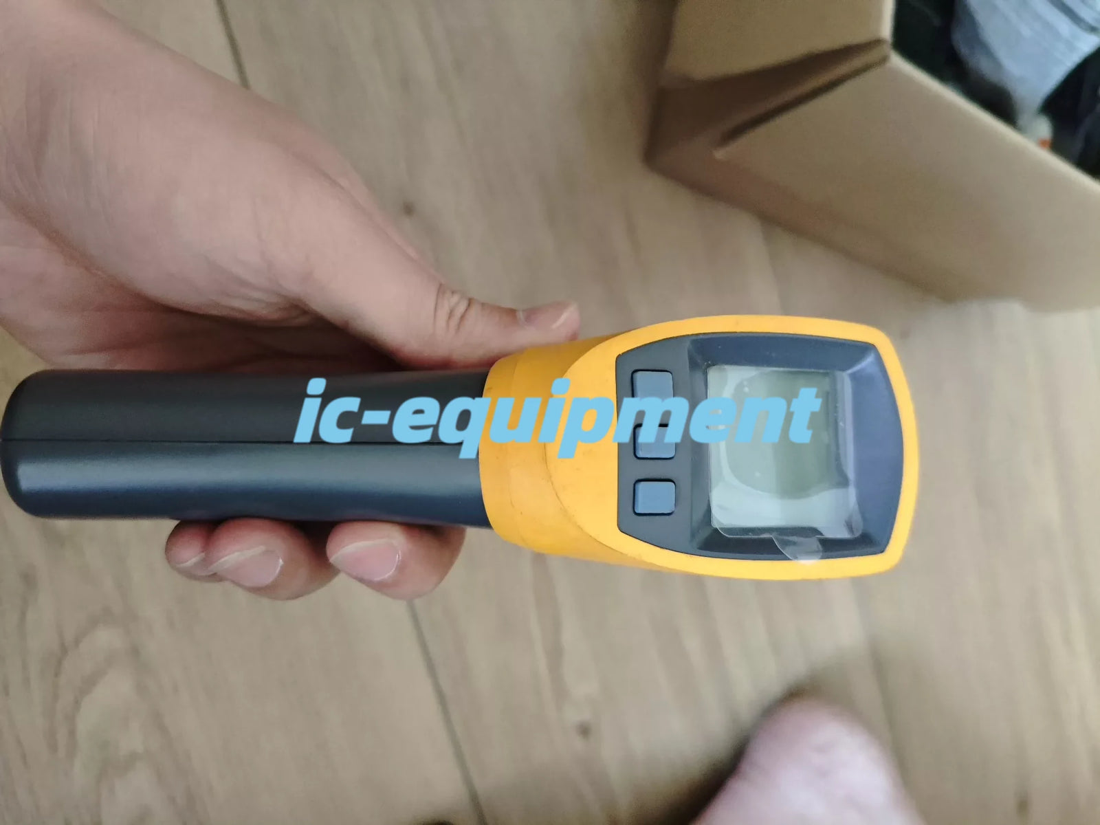 IR Thermometer Contact Temperature by Fluke