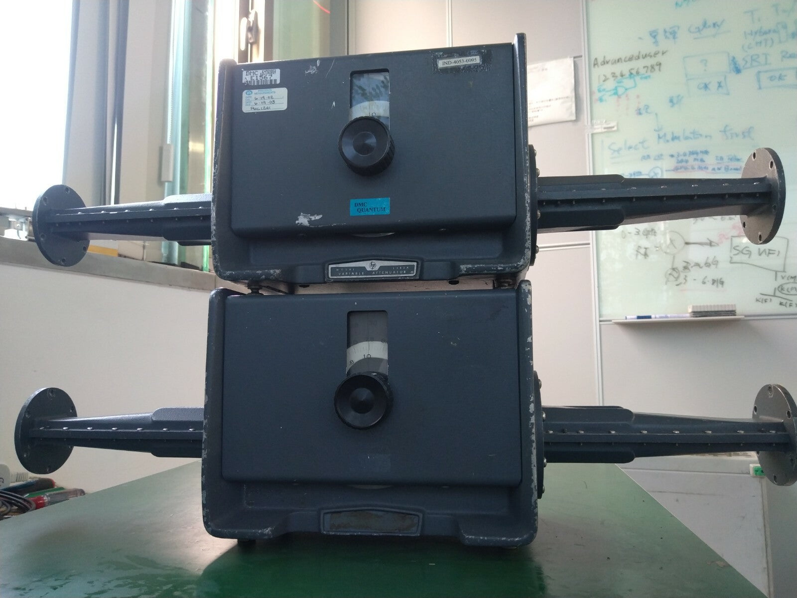HP Agilent Model J382A Variable Attenuator 5.3 to 8.2GHz - XG eqpt
