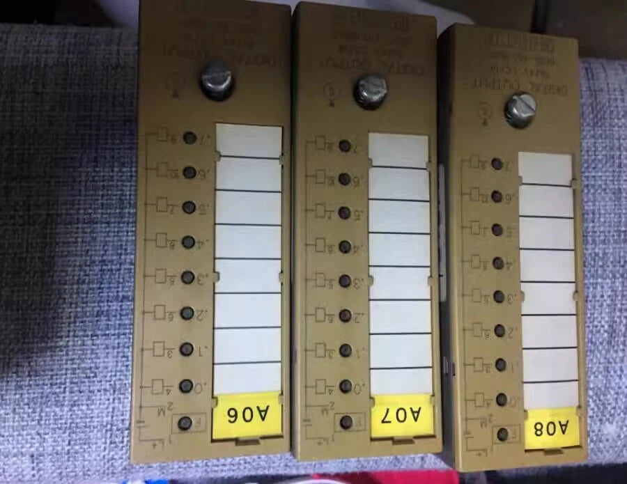 Siemens 6ES5 451-8MA11 6ES5451-8MA11 PLC Module