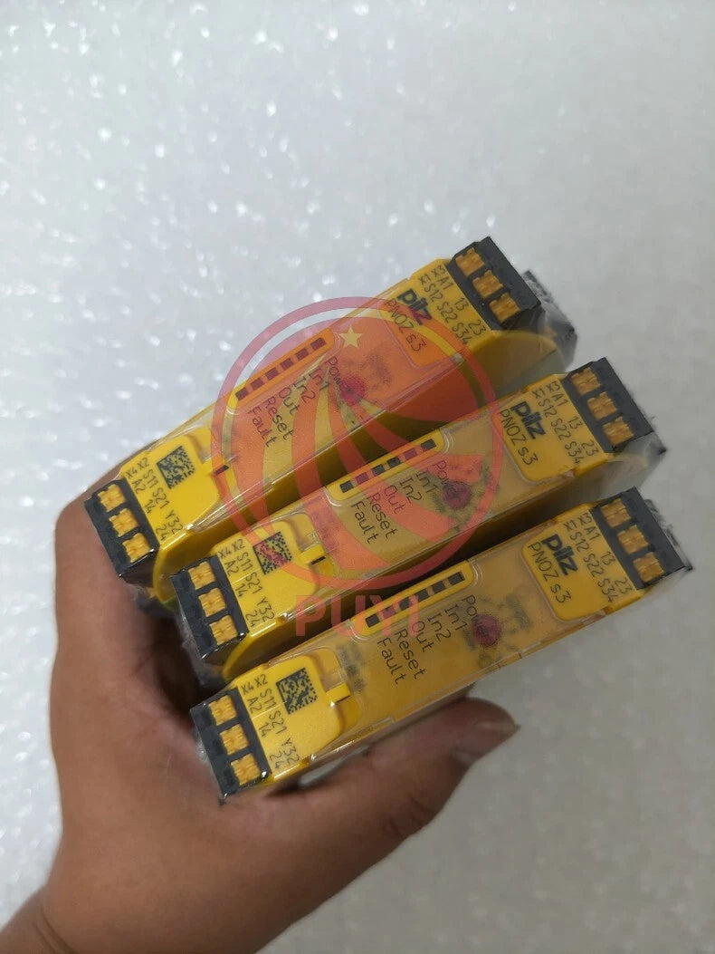 New in Box Pilz 751103 Safety Relay