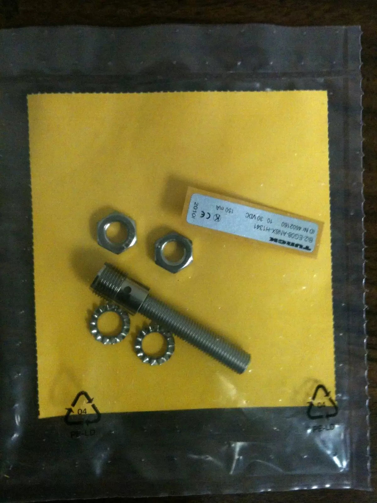 Turck Bi2-EG08-AN6X-H1341 Inductive Sensor w/Increased Switching Di