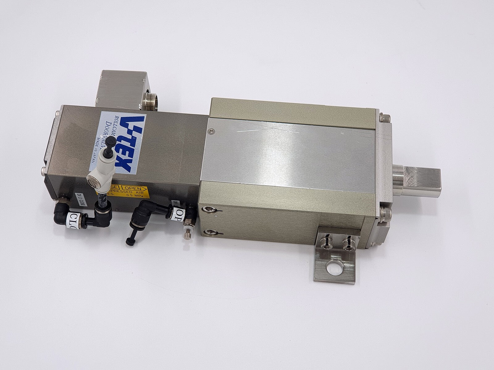 V-TEX ROLLCAM Door Valve