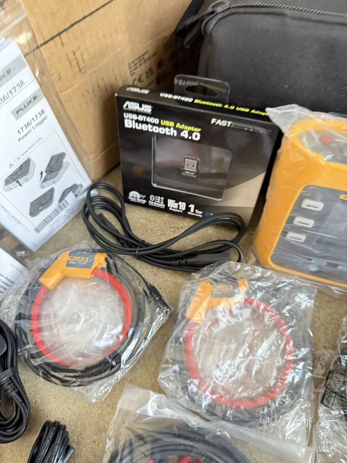 Fluke 1738 Power Logger Kit 3 Phase with Accessories Calibrated 2024