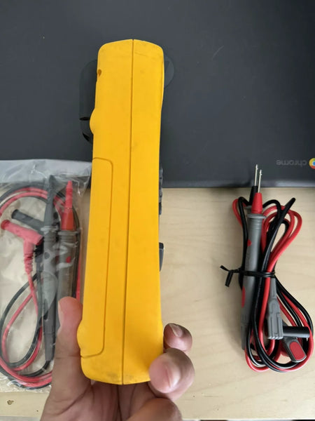 Fluke 789 Process Meter with 2 x Lead Sets